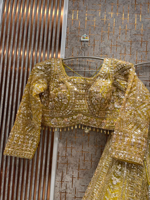 Magnifique Lehenga Jaune Luxury