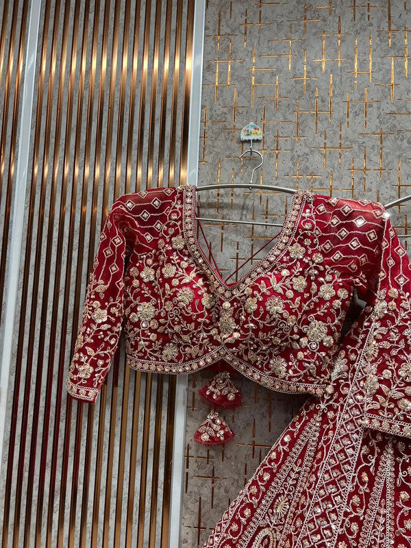 Magnifique Lehenga Rouge Luxury