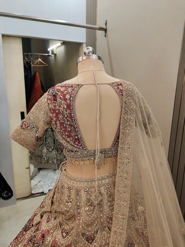 Magnifique Lehenga Luxury Jaune