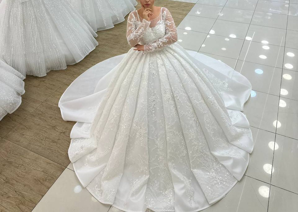 Robe de Mariée Princesse Luxury, Dentelle, Manches Longues