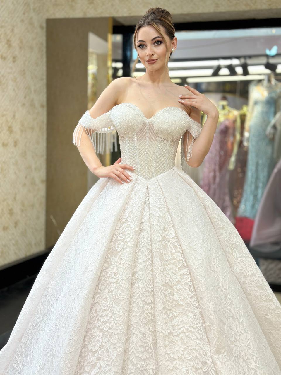 Robe de Mariée Princesse Luxury, Col Cœur, Traîne