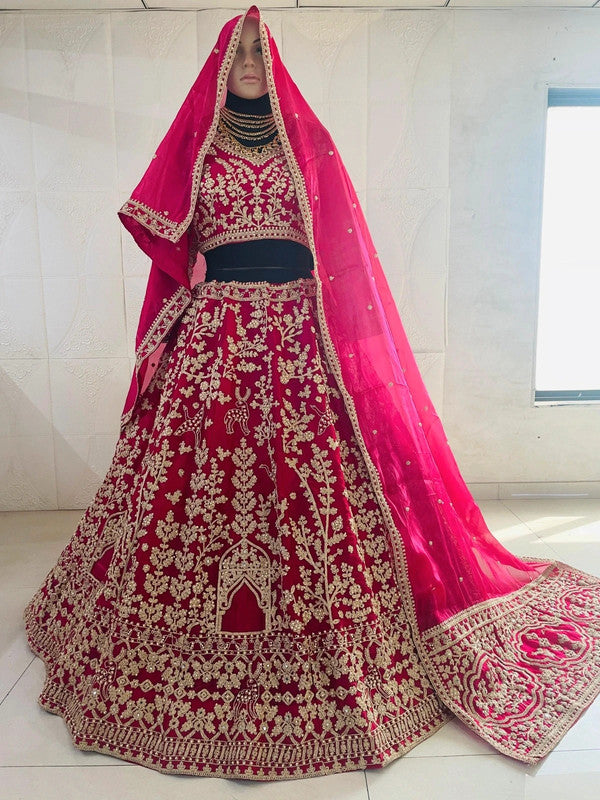 Lehenga Rose Foncé Magnifique Jamais Porté