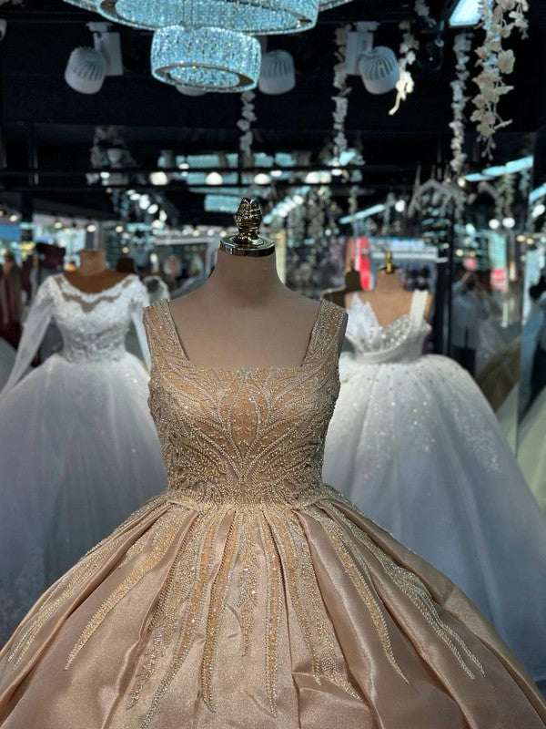 Magnifique Robe de Mariée Princesse Dorée Jamais Portée