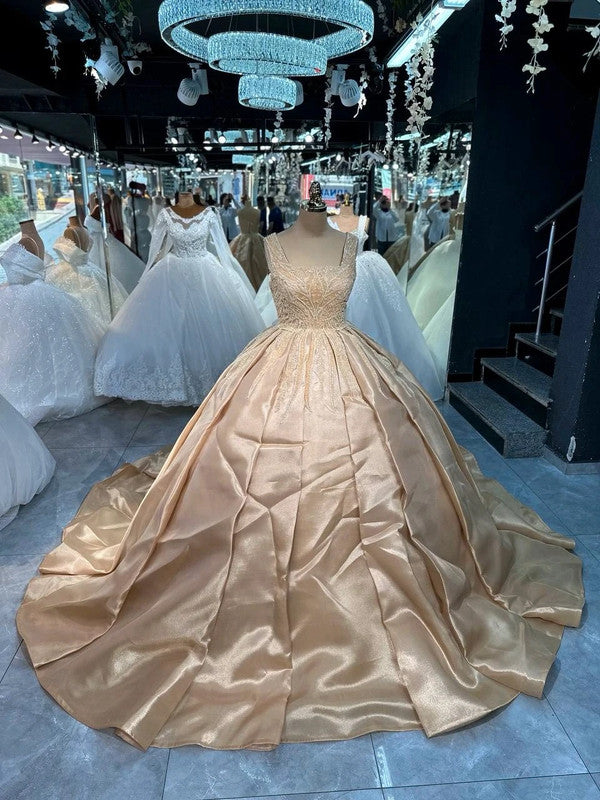Magnifique Robe de Mariée Princesse Dorée Jamais Portée