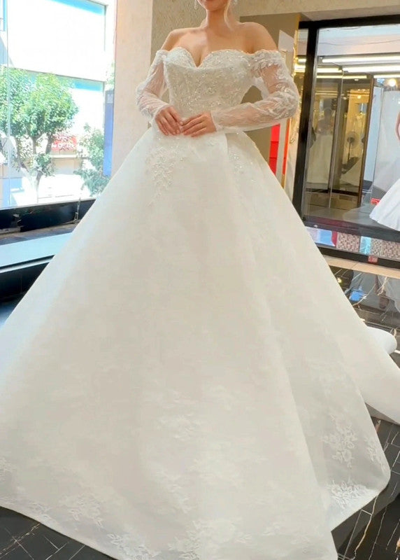Magnifique Robe de Mariée Princesse Jamais Portée