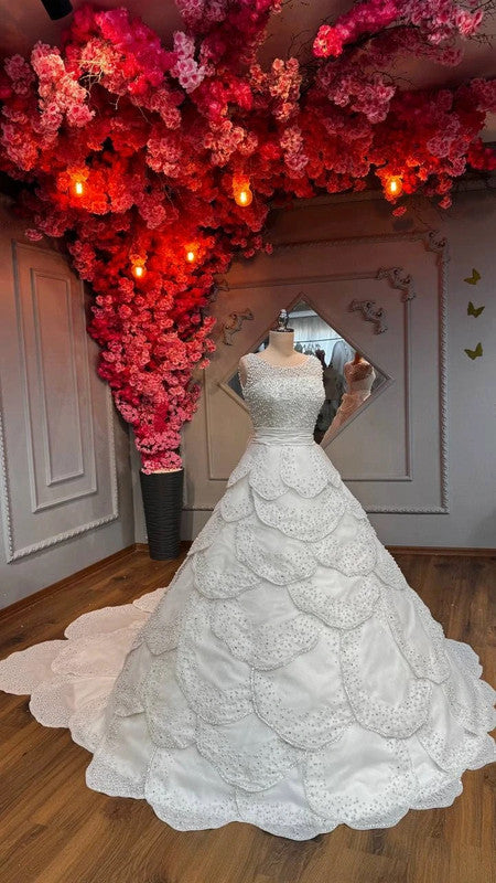 Magnifique Robe de Mariée Princesse Jamais Portée
