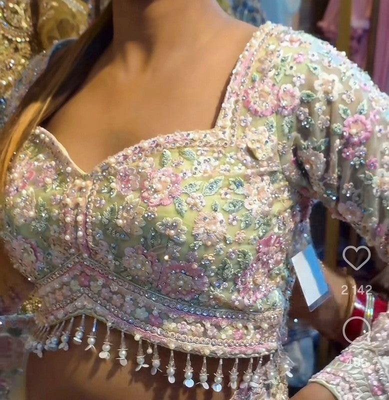 Magnifique Saree Luxury Flowers and Stones