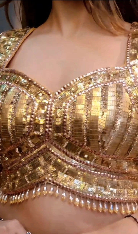 Magnifique Lehenga Doré Luxury