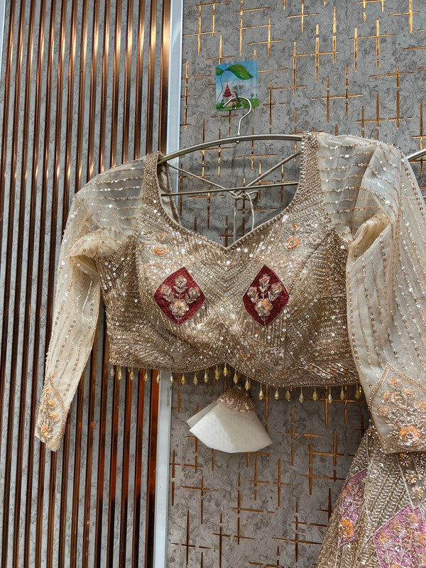 Magnifique Lehenga Luxury Beige Doré