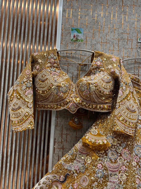 Magnifique Lehenga Jaune Luxury