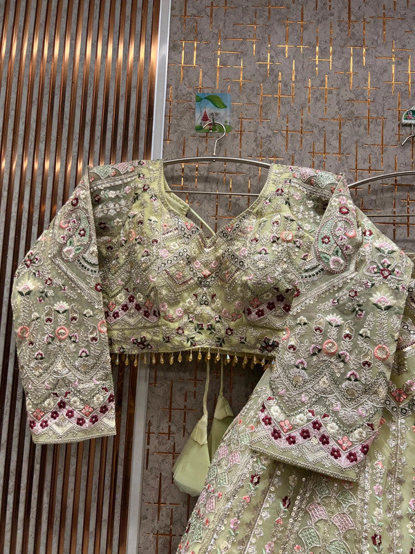 Magnifique Lehenga Vert Luxury