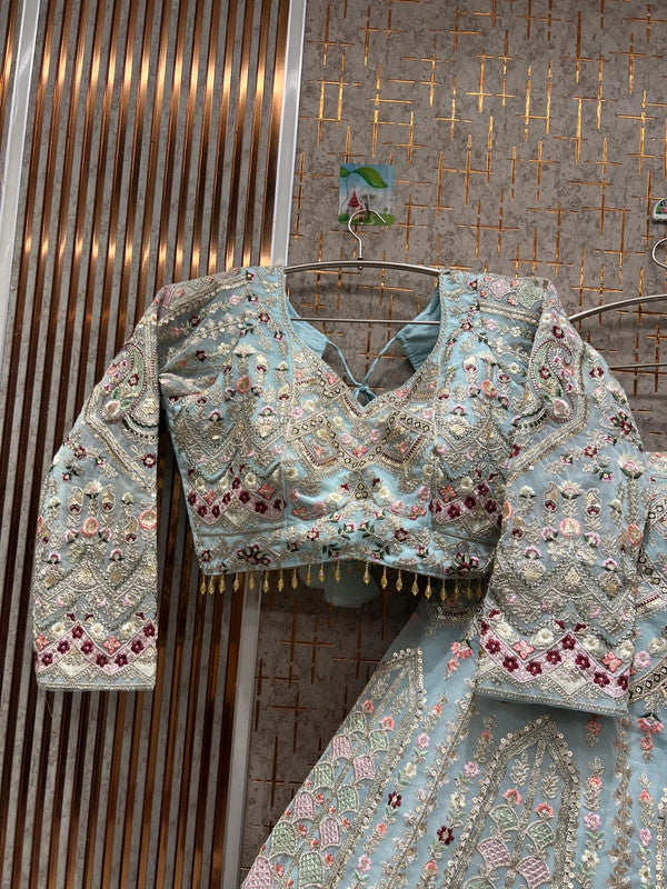 Magnifique Lehenga Bleu Luxury