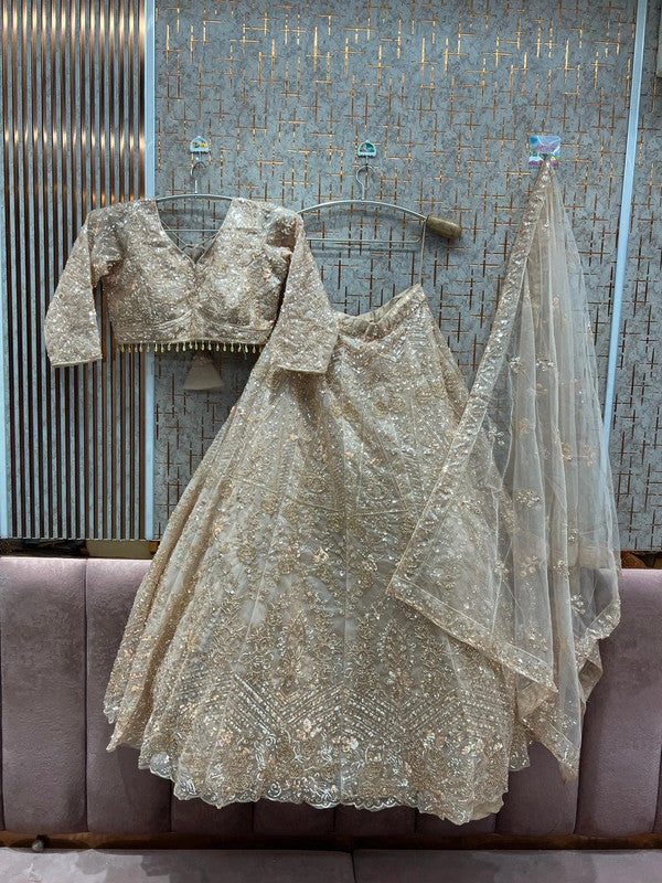 Magnifique Lehenga Beige Doré Luxury