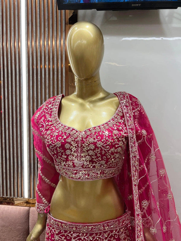 Magnifique Lehenga Rose Sirene Luxury