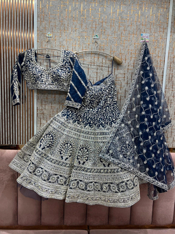 Magnifique Lehenga Bleu Sirene Luxury