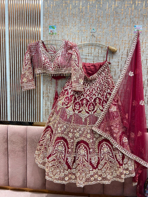 Magnifique Lehenga Rouge Luxury