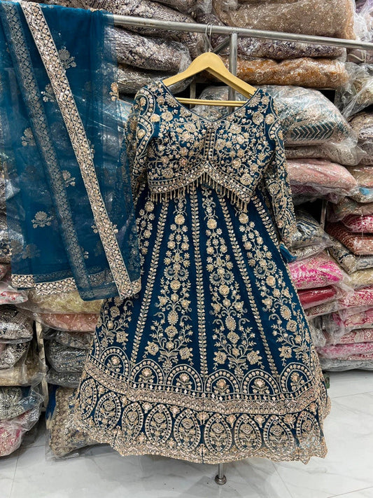 Magnifique Lehenga Bleu Luxury