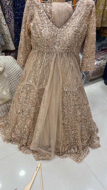 Magnifique Lehenga Anarkali Beige Doré Luxury
