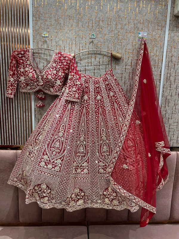 Magnifique Lehenga Rouge Luxury