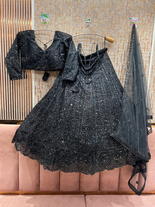 Magnifique Lehenga Noir Luxury