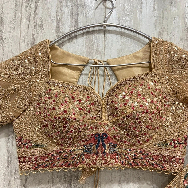 Magnifique Lehenga Luxury Beige Doré
