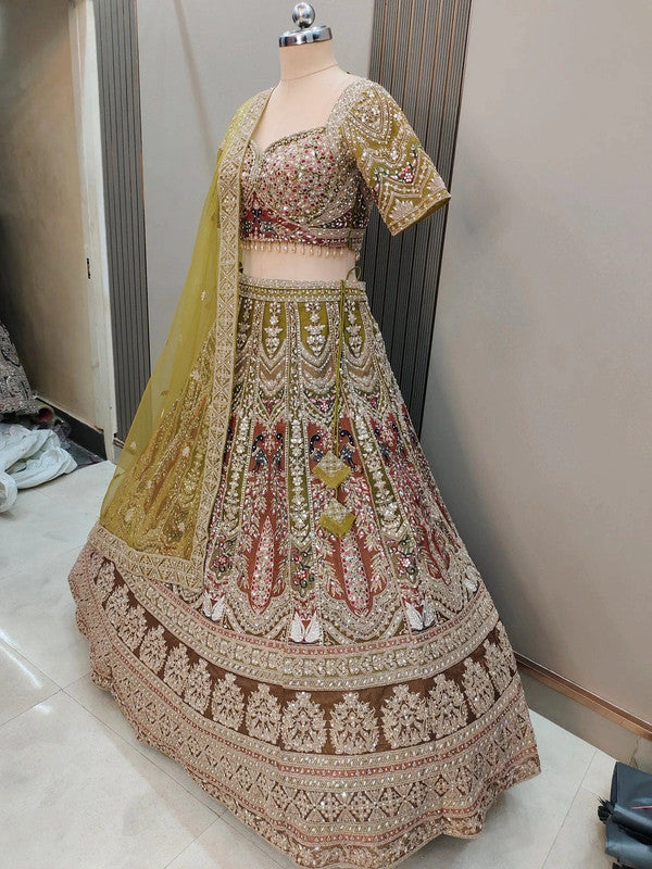 Magnifique Lehenga Luxury Jaune