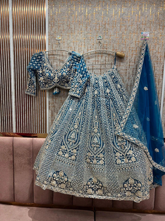 Magnifique Lehenga Luxury Bleu