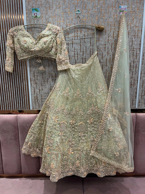 Magnifique Lehenga Luxury Vert Pistache
