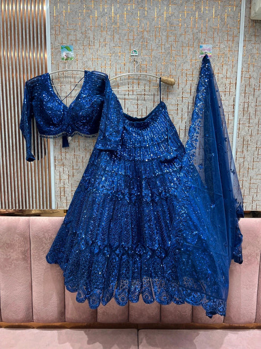 Magnifique Lehenga Luxury Bleu Foncé