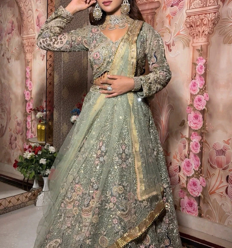 Magnifique Lehenga Luxury Vert Pistache