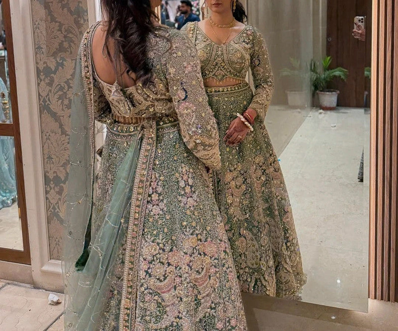 Magnifique Lehenga Luxury Vert Pistache