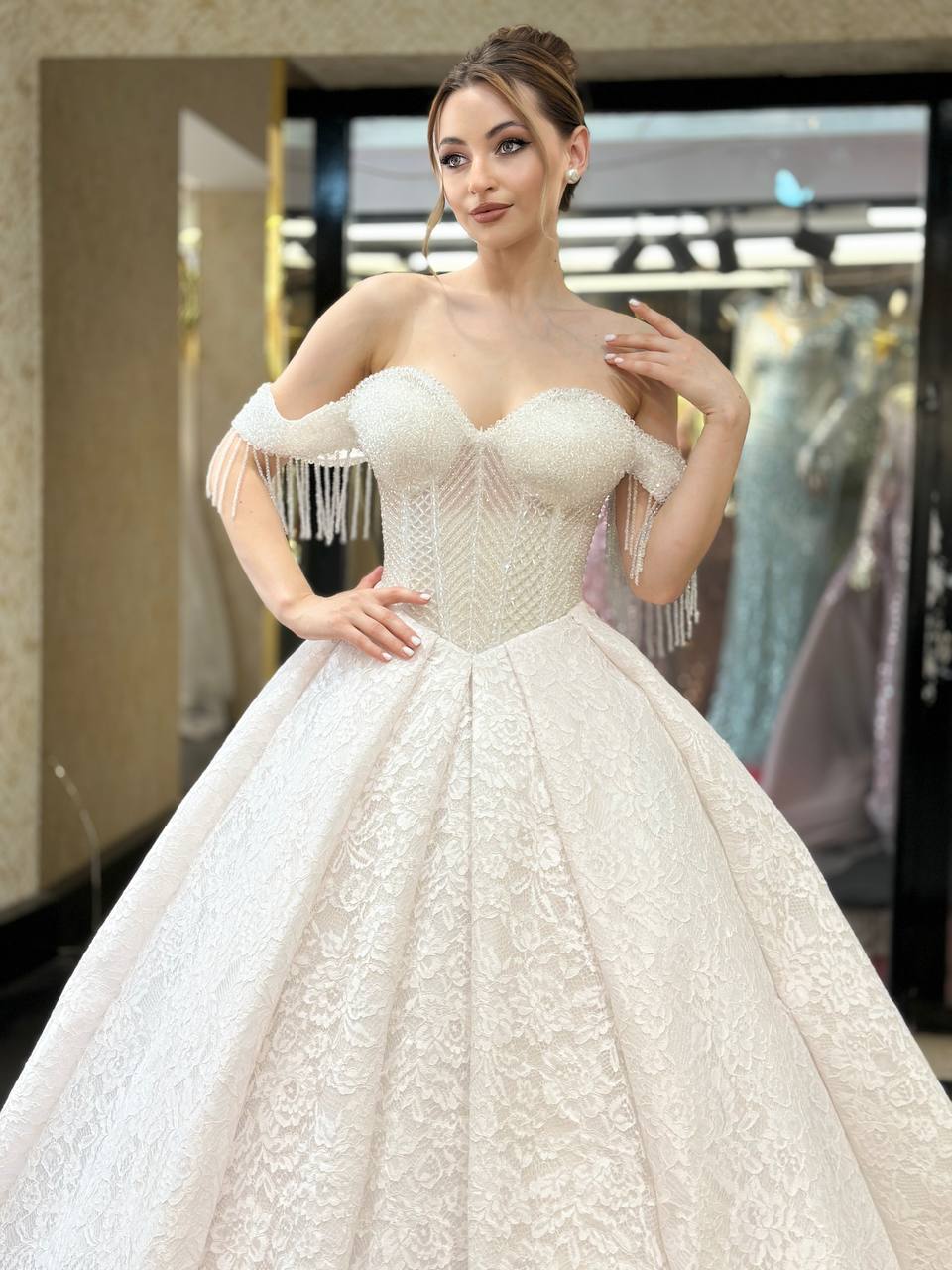 Robe de Mariée Princesse Luxury, Col Cœur, Traîne