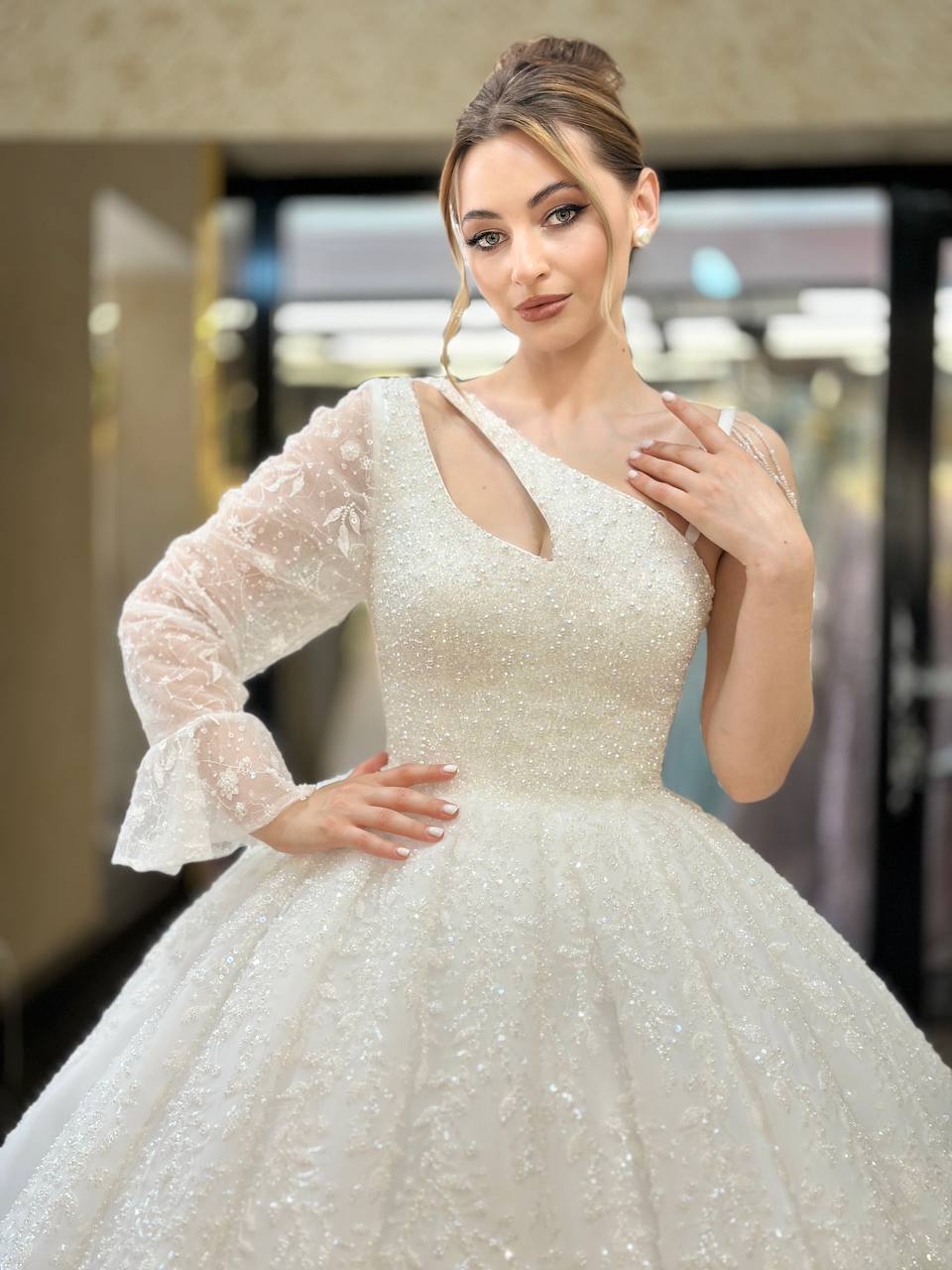 Robe de Mariée Princesse Luxury, Perles, Traîne