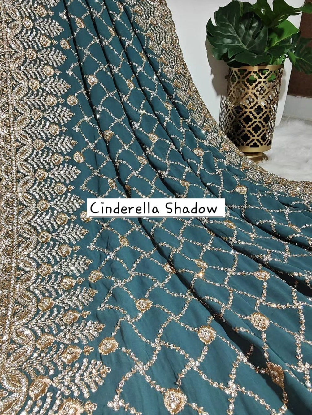 Saree Luxury Stones