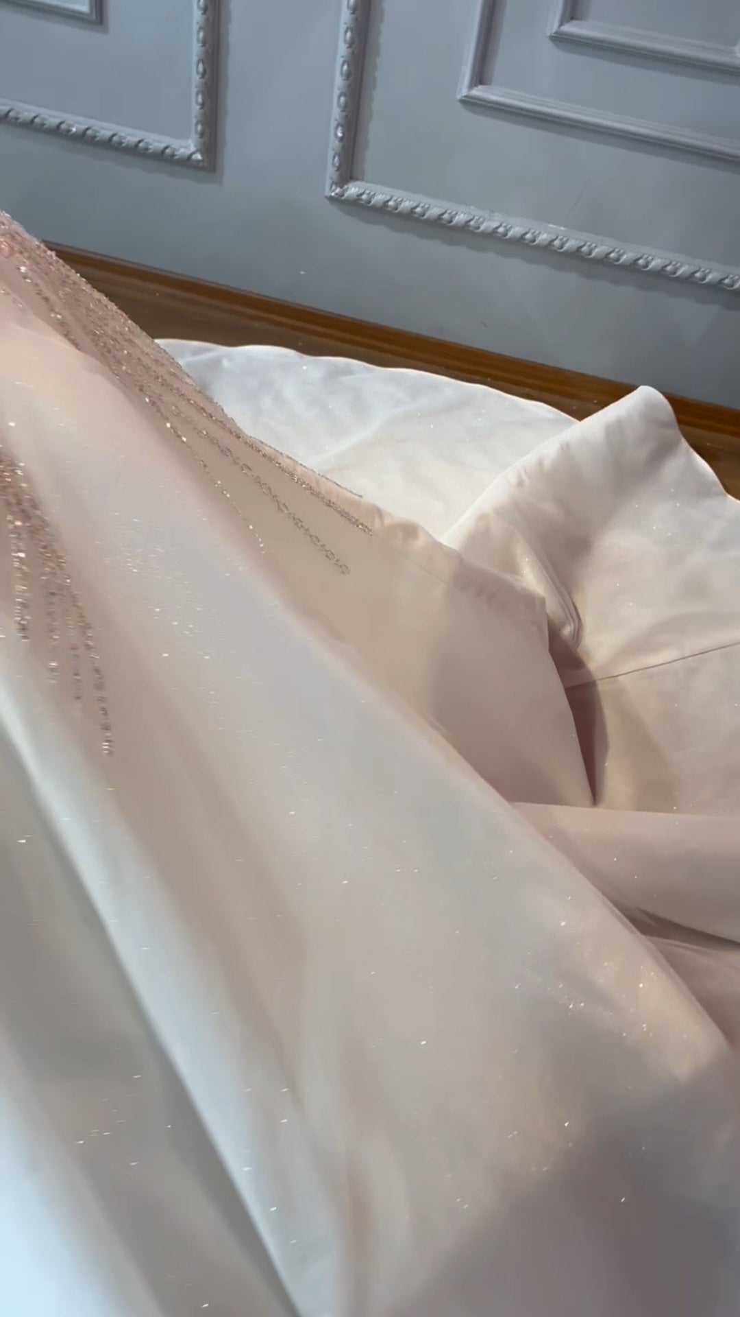 Robe de Mariée Princesse Luxury avec Cercle inclus