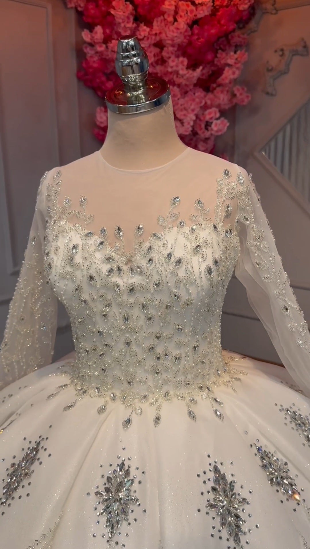 Robe de Mariée Princesse Luxury avec Cercle inclus