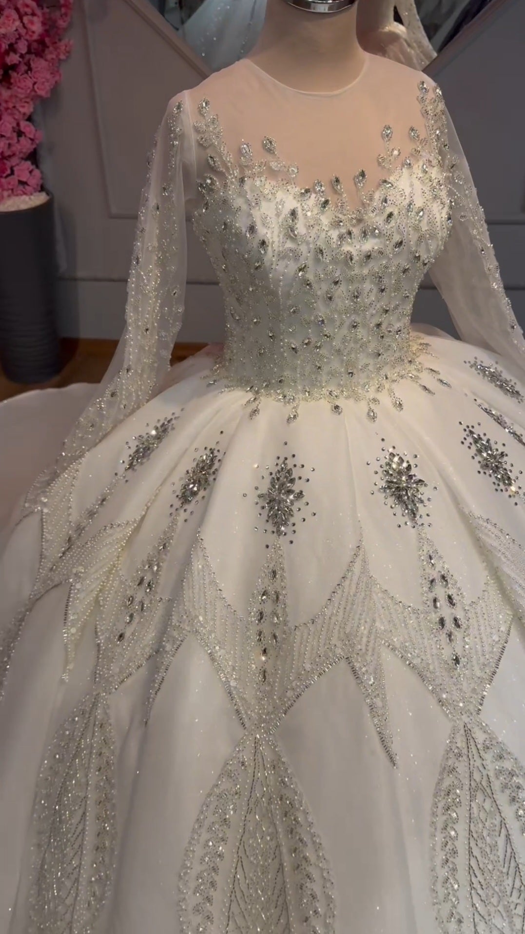 Robe de Mariée Princesse Luxury avec Cercle inclus
