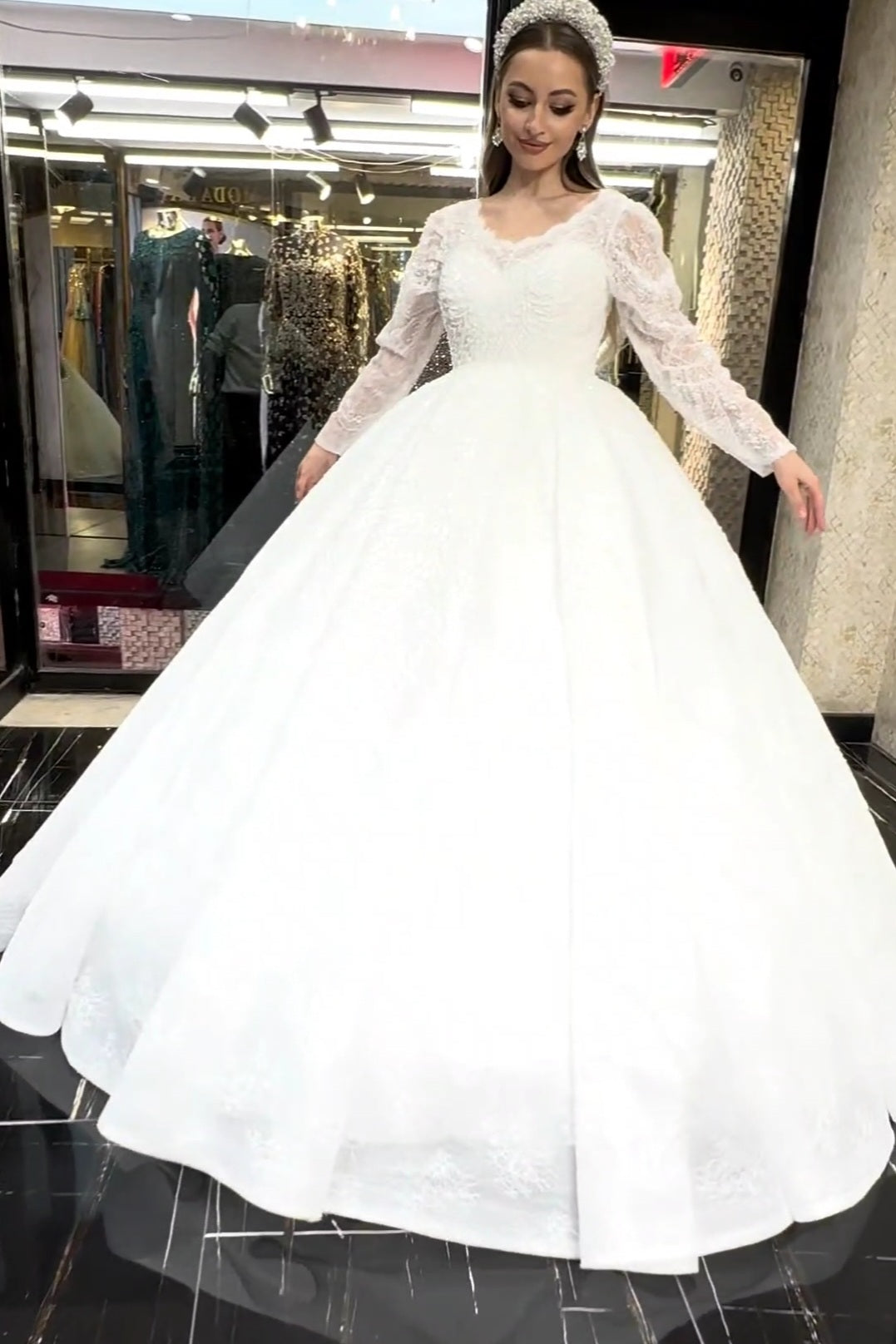 Robe de Mariée Princesse Luxury avec Cercle inclus